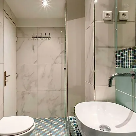Luxury - Champs Elysees - Mermoz Párizs